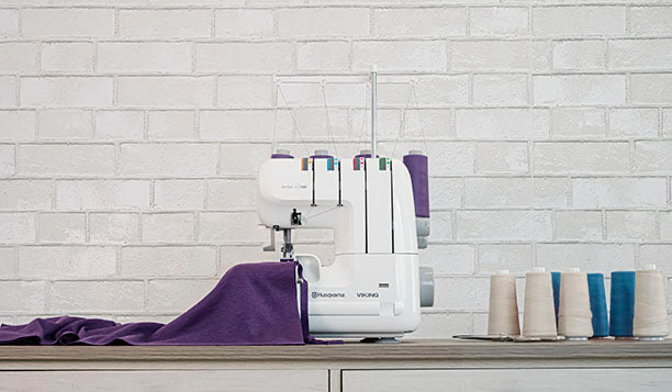 Husqvarna Amber S100 Overlocker